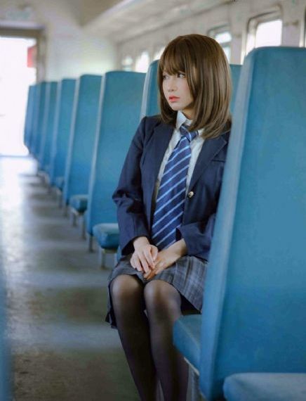 年轻的女学生2