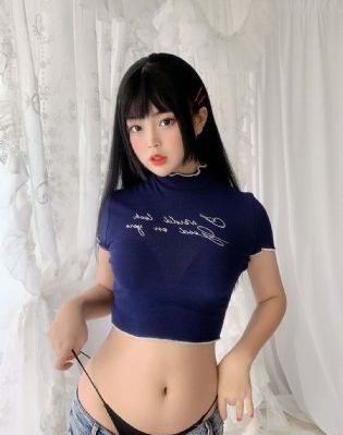 《安达与岛村》