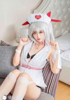 年轻的邻居的阿5