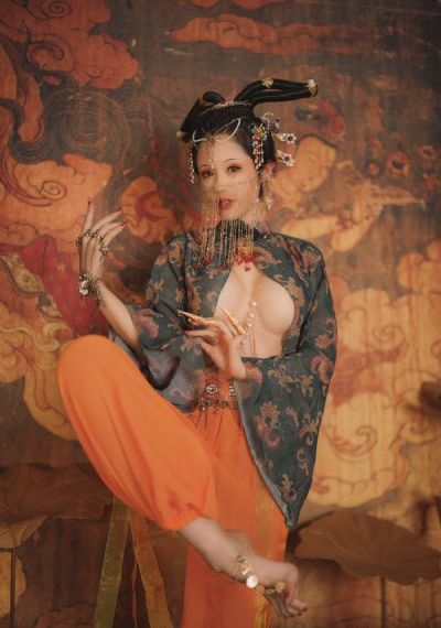 三个不道德的女人